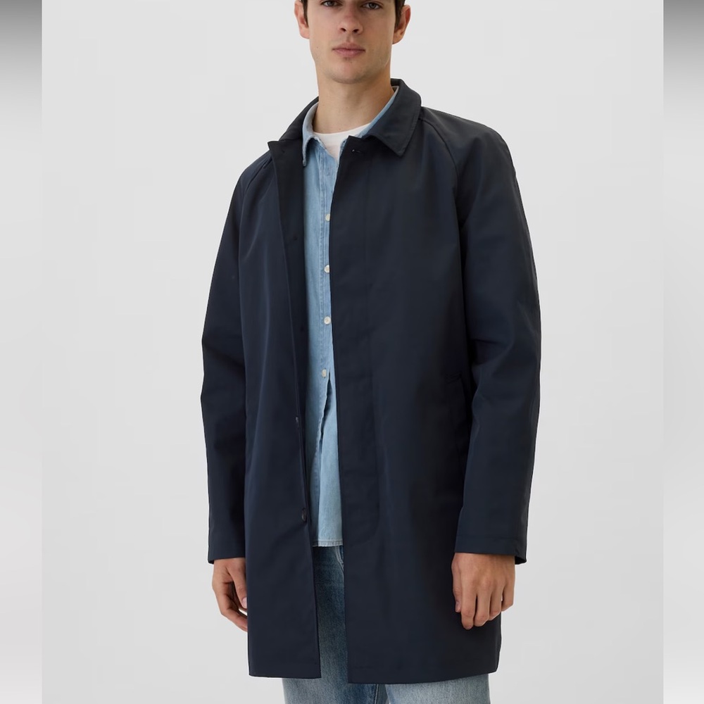 NWT GAP Men's Navy Blue Lightweight Coat